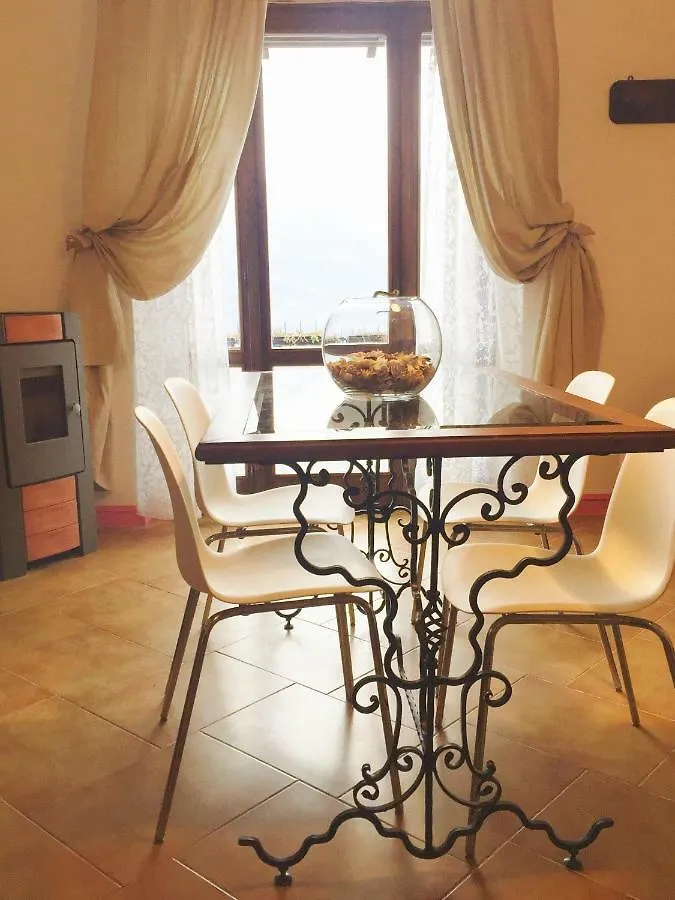 Casa Rita Apartment Costa Volpino Italy