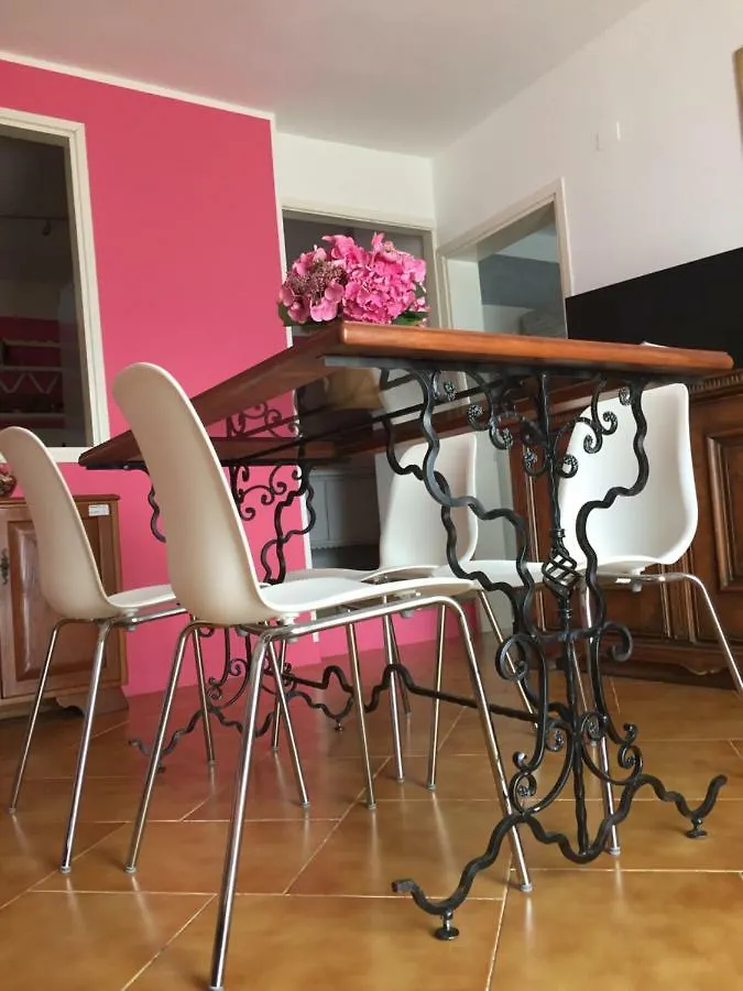 Casa Rita Apartment Costa Volpino