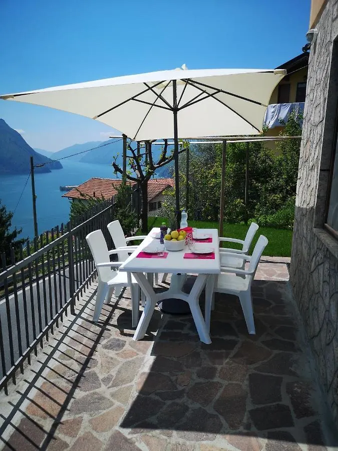 Casa Rita Apartment Costa Volpino Italy